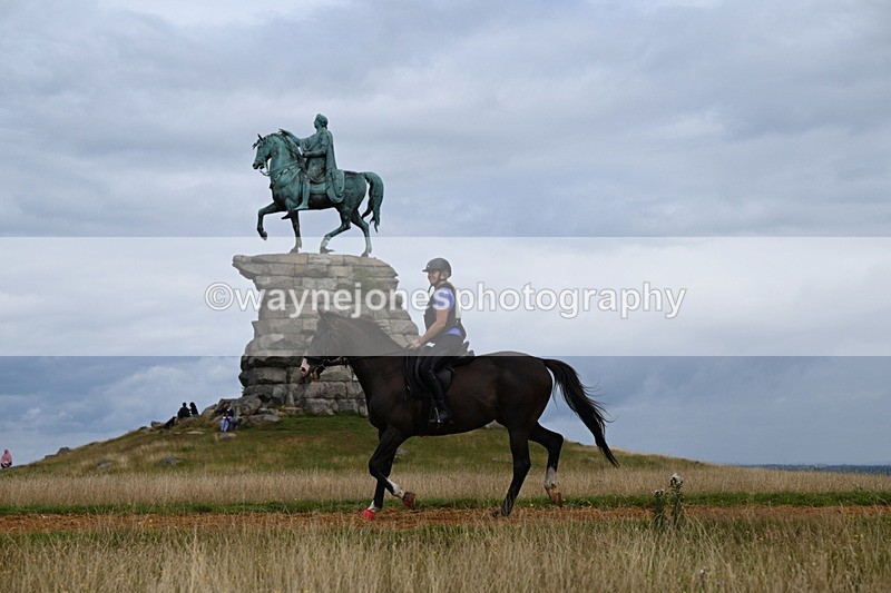 DSC_6221 - Time at Statue 12:17 to 12:44