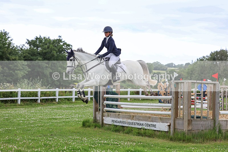 3E7A3808 - Class 6: Hawkins Motors Senior 1.00m Derby