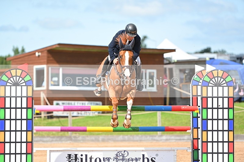 230721A-155508-07499 - Cls 10, 2 Star Big 1.45m Start to break