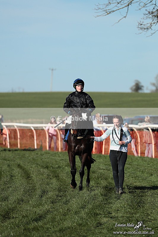 PtP 210326 1102 - VWH Cirencester Races 21/03/26