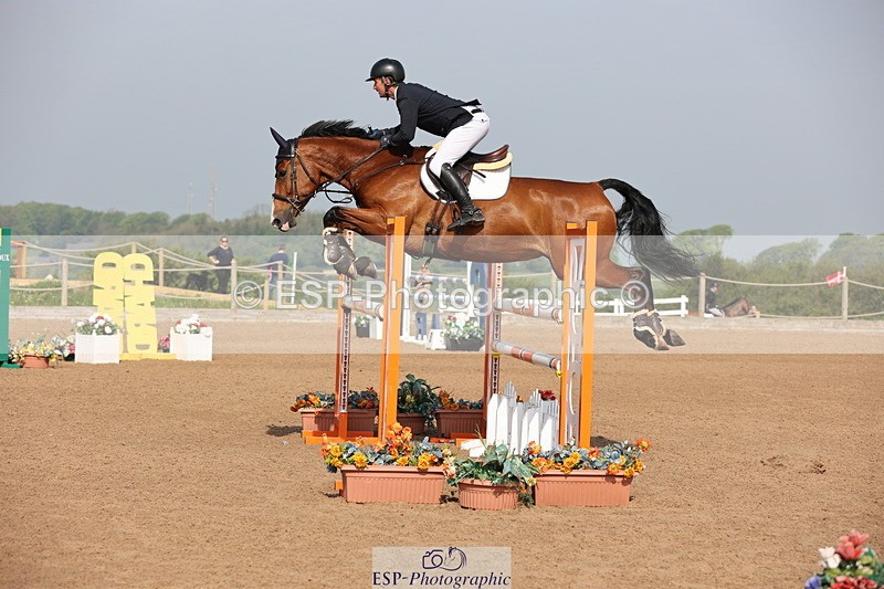 240511A-092902-11095 - Cls 32 Foxhunter