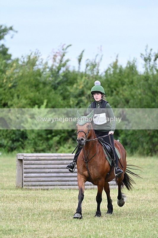 WJ7_5187 - 60cm XC Time 10:17 to 10:49