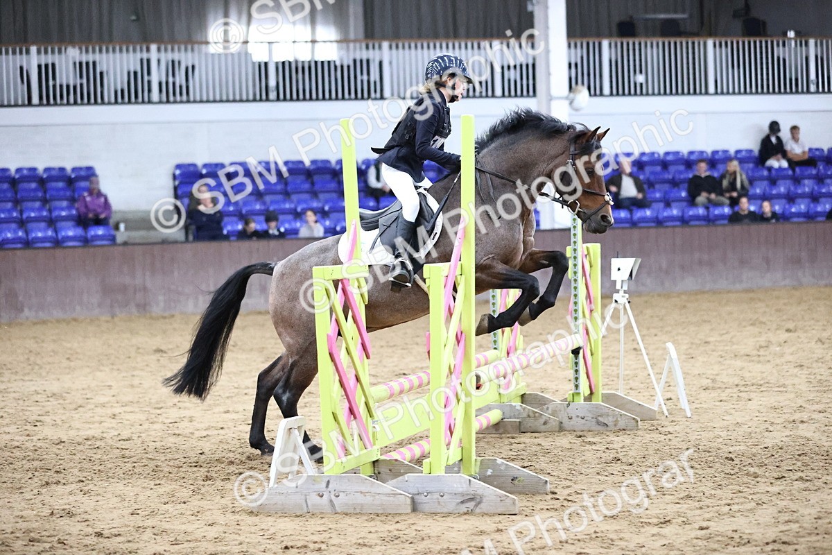 SBM_001840 - Class 5 - Henlow Veterinary Hospital 70cm