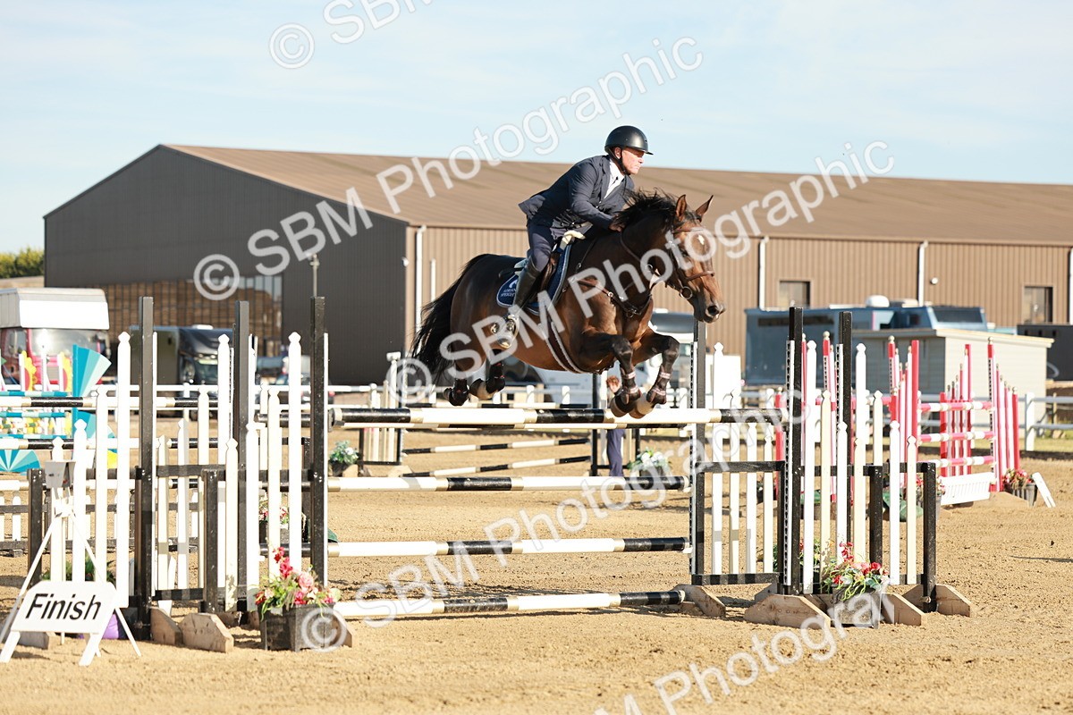 SBM_008847 - Class 6 - National 1.30m 1.40m Open Handicap