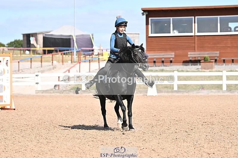 250821B-153231-00568 - Group B - Danielle