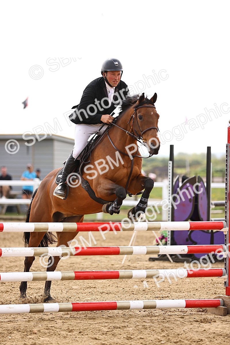SBM_002089 - Class 10 - Senior British Discovery - 1.00m