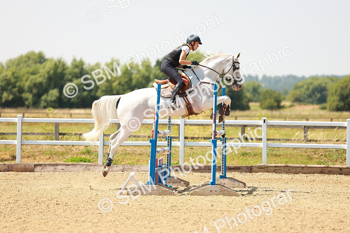 SBM_001995 - Class 5 - Senior Foxhunter - 1.20m