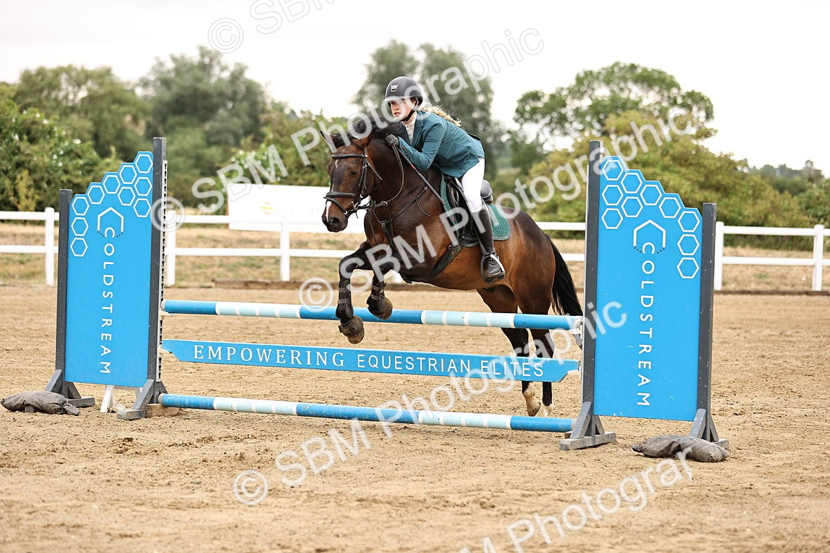 SBM_024361 - Class 8 - Clear Round