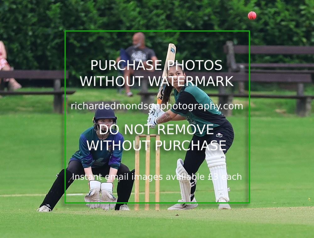 533A5849 - Kendal Cricket Women & Girls vs Carnforth Cricket Women & Girls (28/5/26)