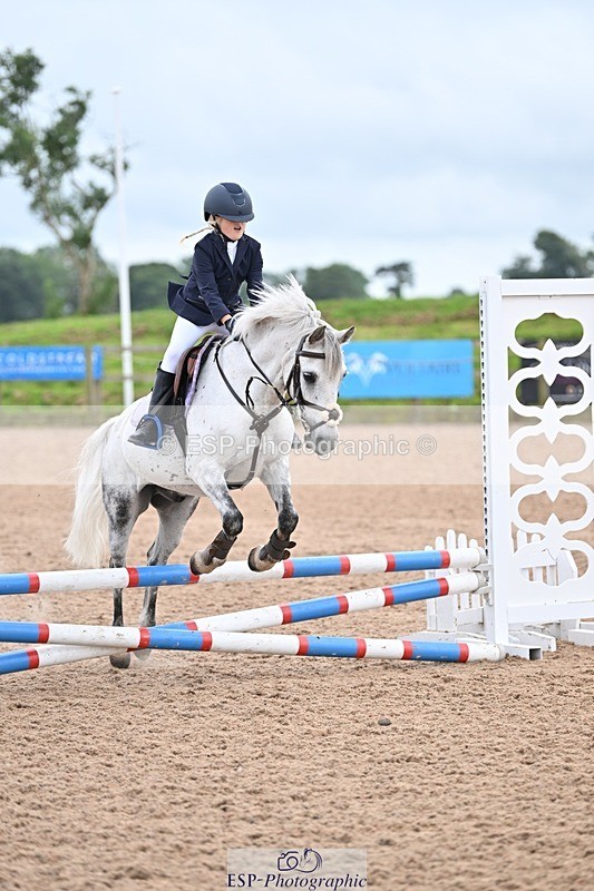 240813-160003-00129 - Clear round & 60cm