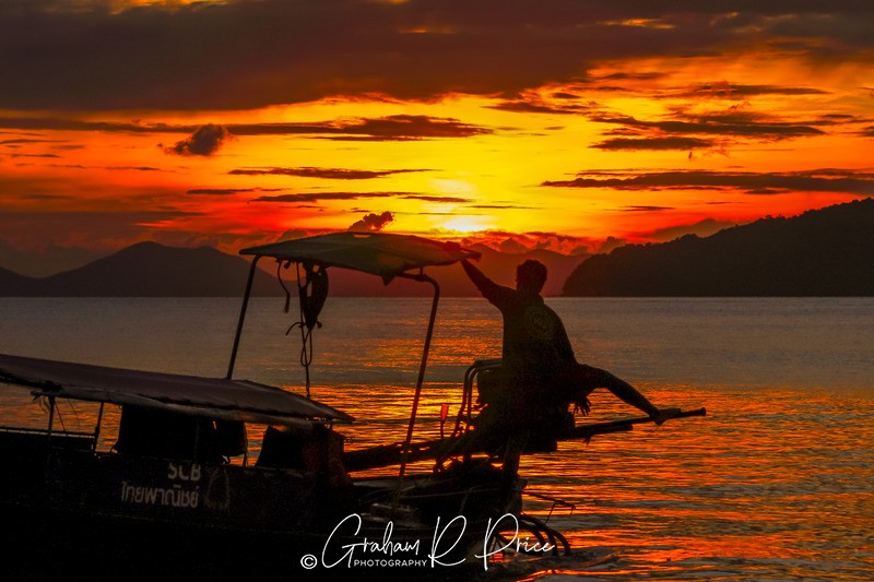 IMG_7436 - Sunset vs Sunrise