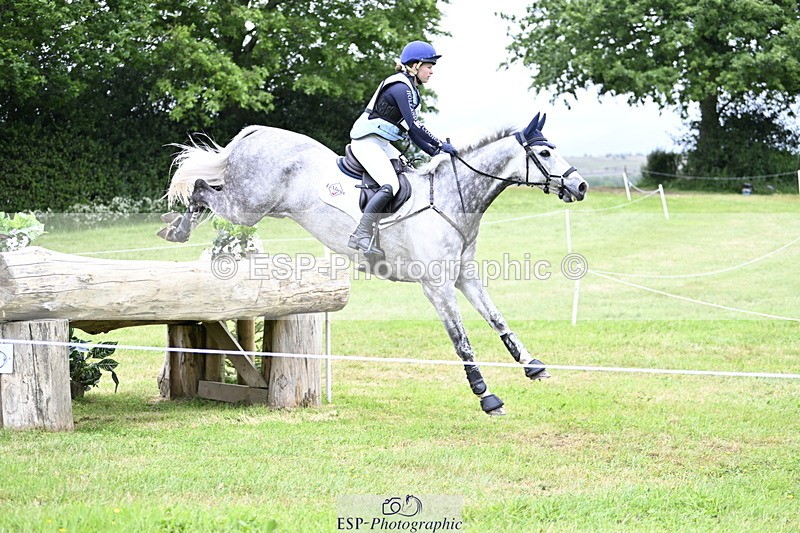 250524A-133652-10400 - B-377-Millie.Juleff-CFH.DAKAR.HILL