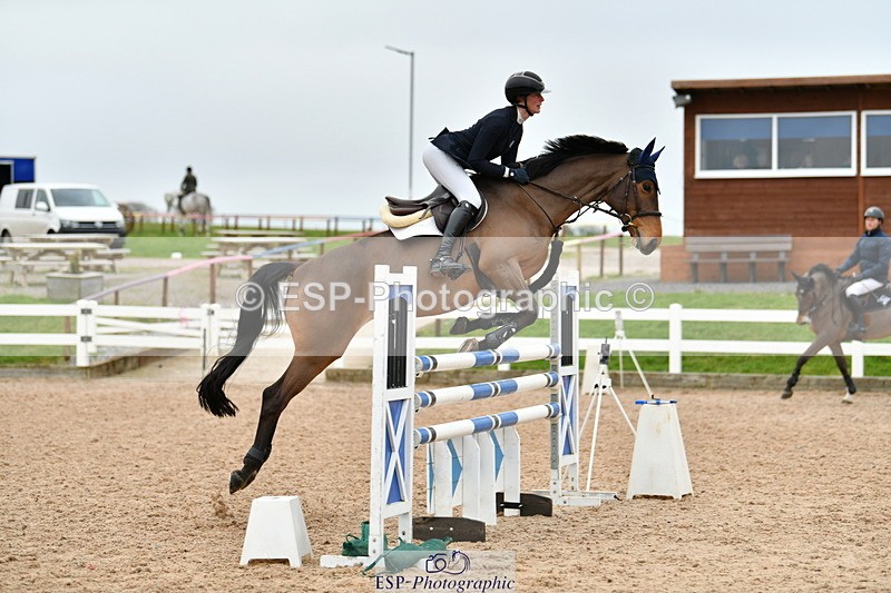 240112A-123737-00778 - Cls 5 Newcomers and 1.10m Open