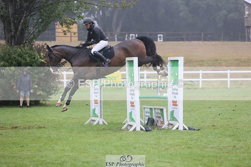 250830A-163241-07534 - Cls 17 Snr Foxhunter