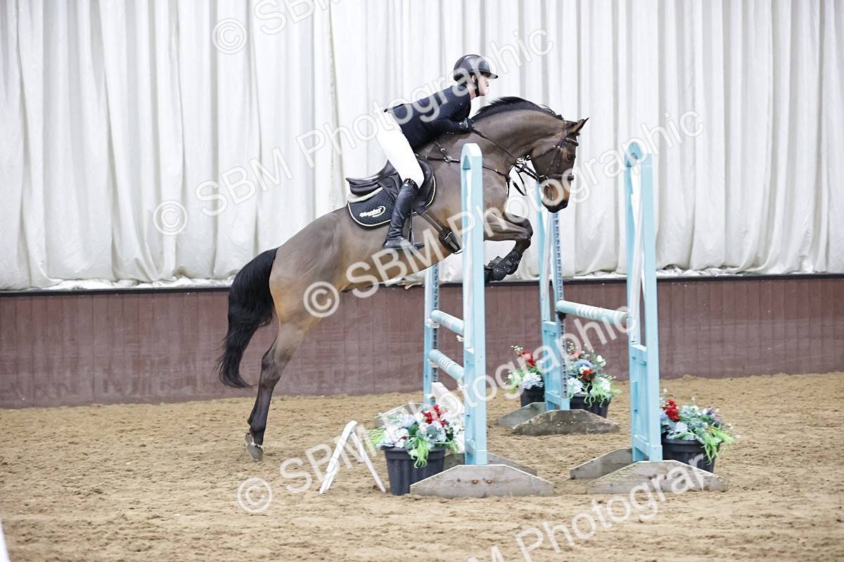 SBM_001216 - Class 4 - Senior Newcomers/ 1.10m Open