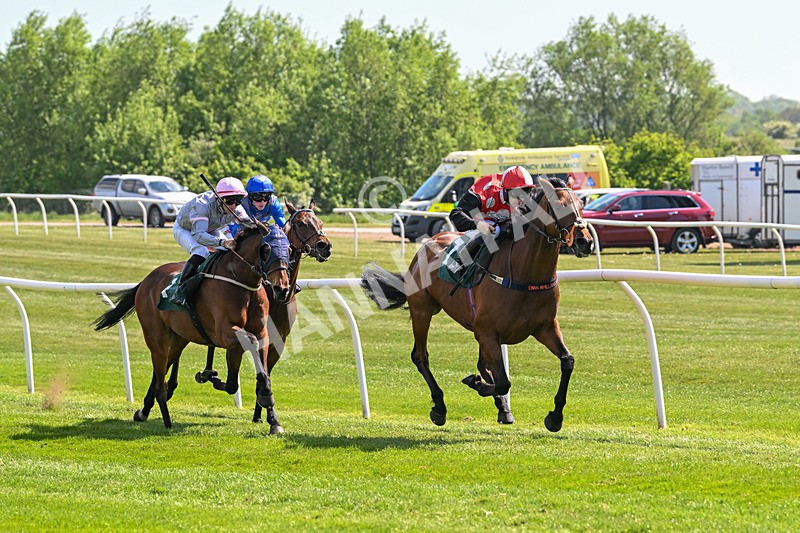 120525-Race 3-Zephlyn-8509 - Race 3