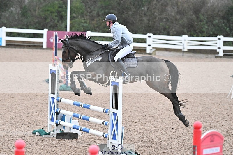 231210A-091815-02063 - Cls 15 British Novice