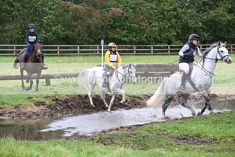 WJ6_8184 - Time at Photographer 13:49 to 14:15