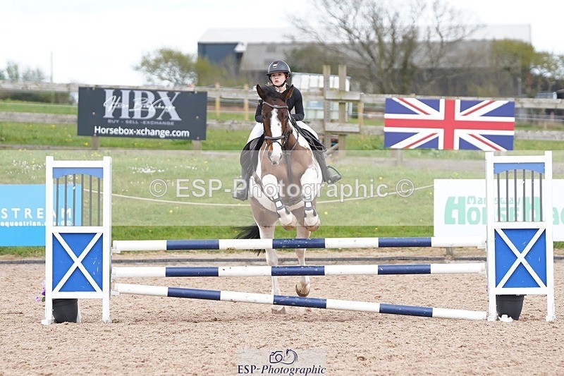 250414-132832-00942 - 80cm Round 2