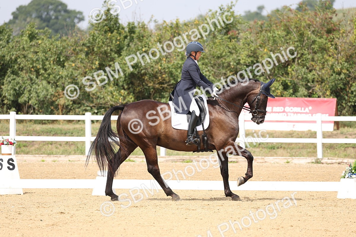 SBM_007324 - Class 9 - FEI INT I - 13.37-14.33