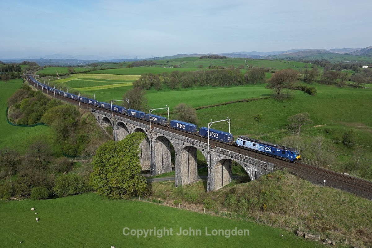 JL - 3.5.23 88010 4S43 Daventry - Mossend, Docker Viaduct - West Coast Main Line (north to south)