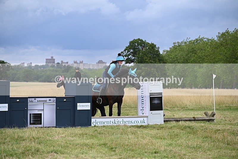 WJ6_3123 - Time at Jump 11:06 to 11:40