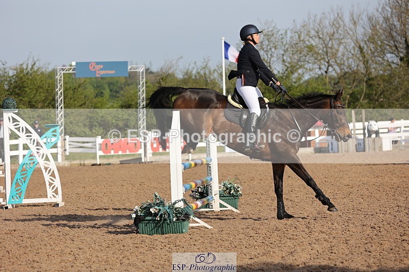 240510A-082222-04200 - Cls 13 British Novice and 90cm Open