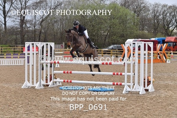 BPP_0691 - CLASS 9 SAT Senior Newcomers/ 1.10m Open