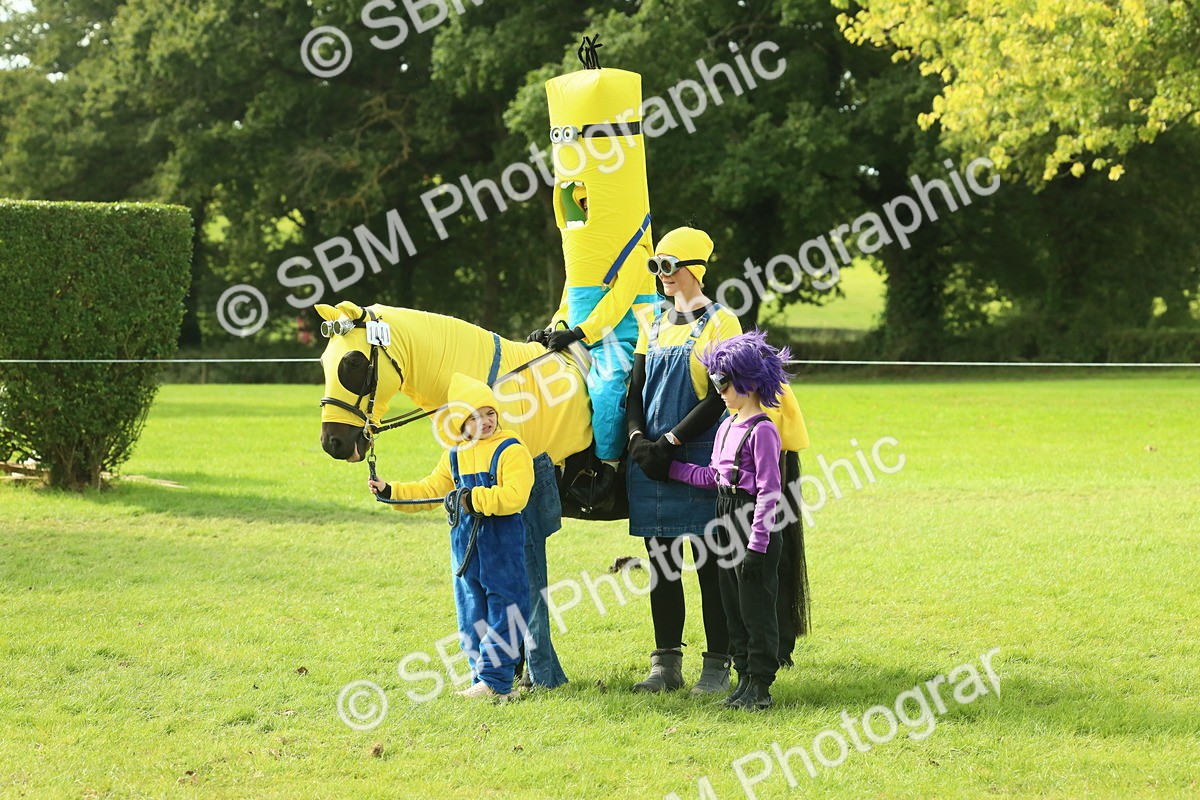 SBM_63588 - S35 - Fancy Dress Showing
