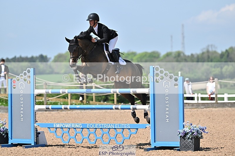 240509A-121455-01700 - Cls 10 National 1.30m Open