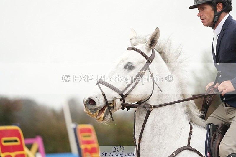 251107-131048-01089 - Cls 6 Foxhunter and 1.20m Open