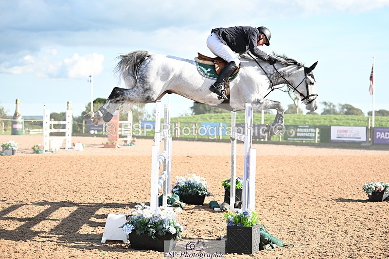 240913A-162503-05236 - Cls 18 National 1.40m Open