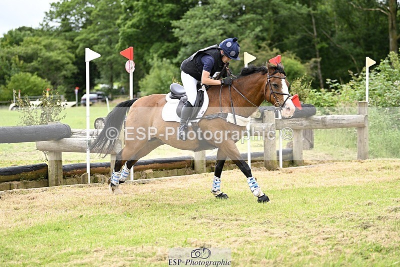 240623-102451-01035 - BE 90 XC 09-35 tro 10-30