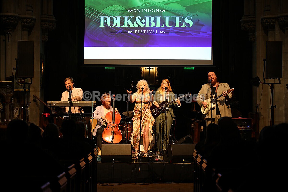 FOLK N BLUES-526 - FOLK and BLUES SEPT 2022