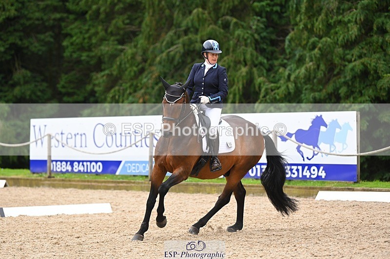 230813-170953-08578 - Cls 14 Medium Silver 16.45 to End