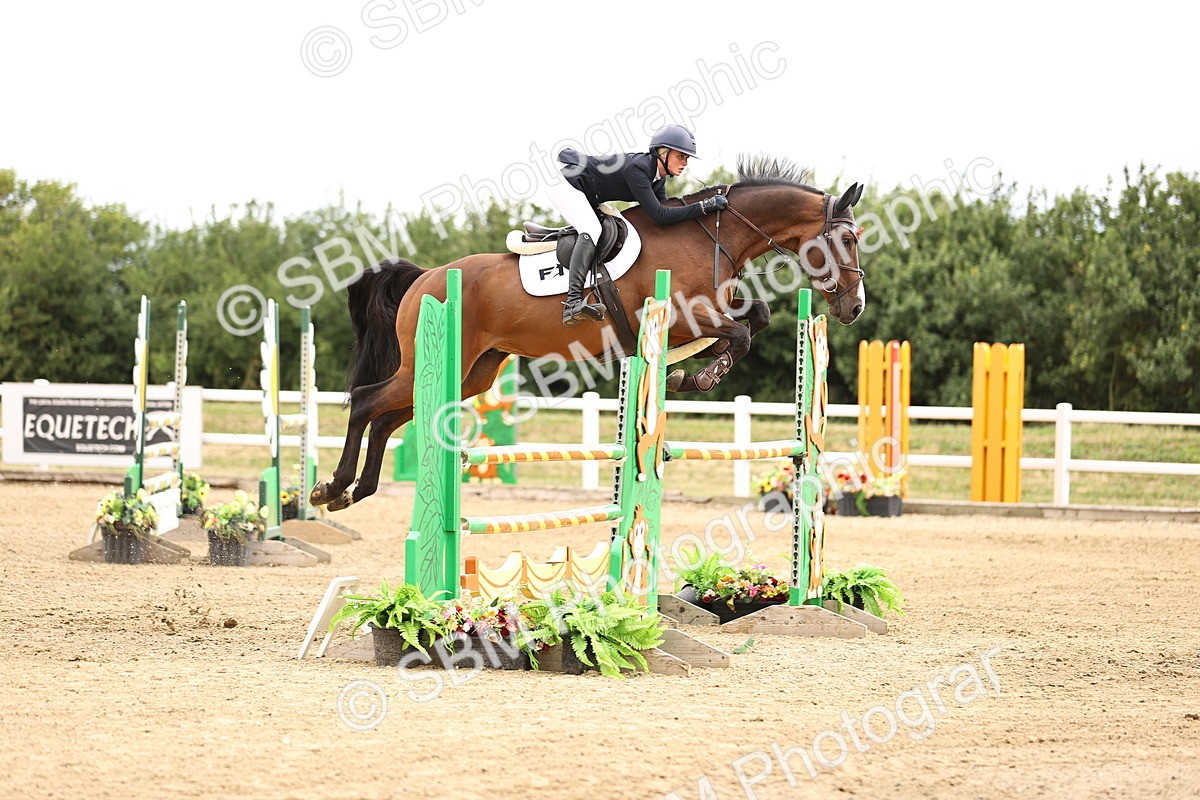 SBM_003096 - Class 21 - Senior Newcomers - 1.10m