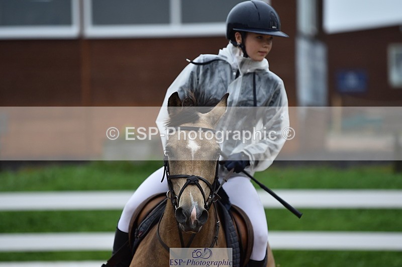 220829A-163554-00270 - 70cm Classes 3a 3b & 4