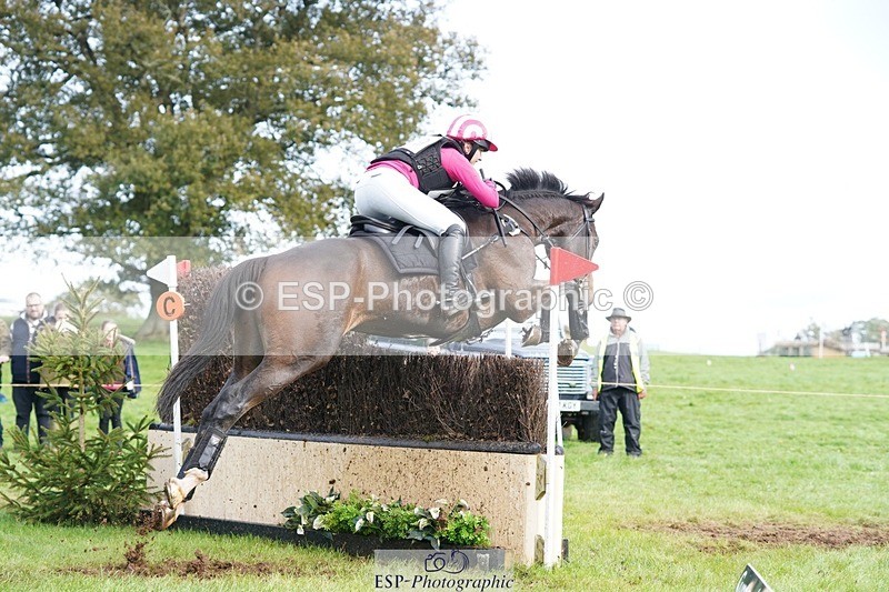 231021-134348-17413 - 439-SNOW.STOPPIN.HIM-Abby.James-SC+XC