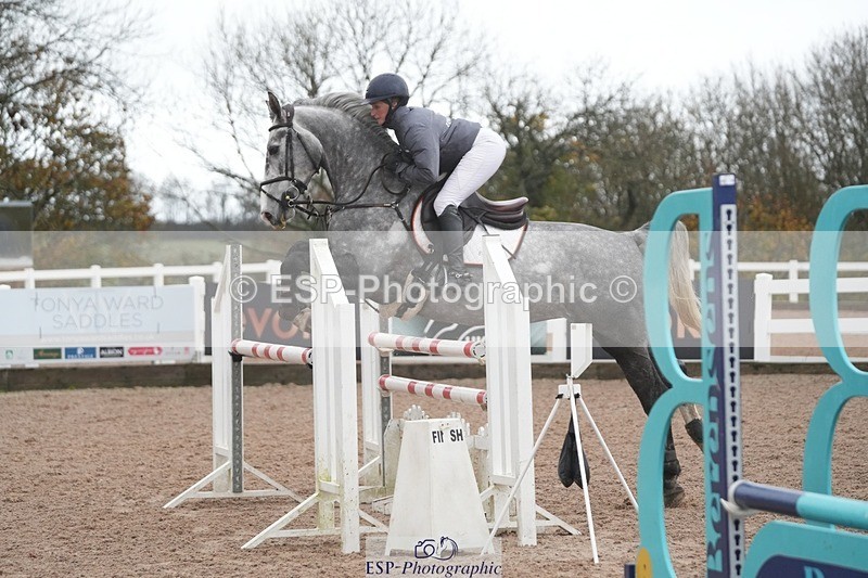 251107-121922-00730 - Cls 4 Snr 1.05m Open