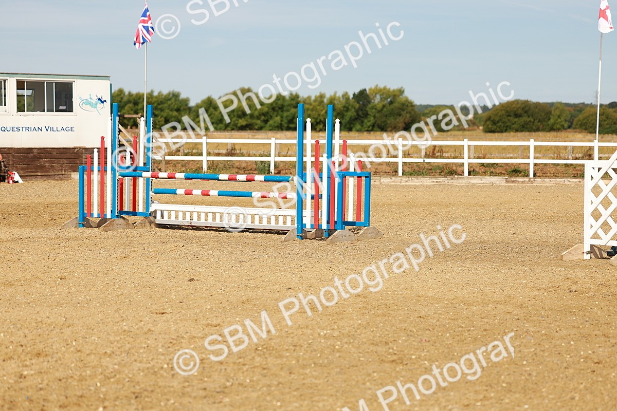 SBM_002542 - Class 9 - Senior British Novice - 90cm