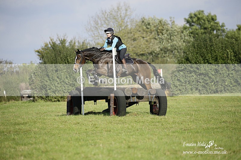  WWHT 171021 3850 - Open (1.00m)  17/10/21