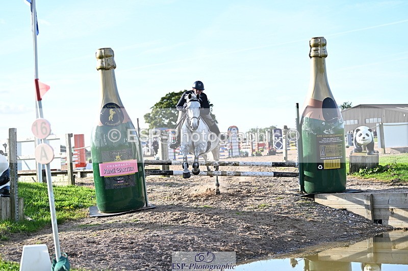 240913A-174126-05696 - Cls 19 Snr 1m Open Speed Derby