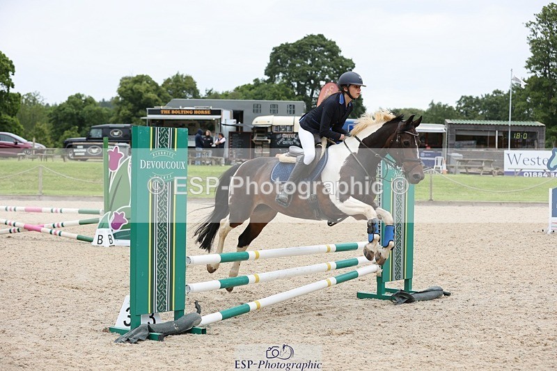 240615-160336-02180 - Cls 9&10 Club and Schools 70cm