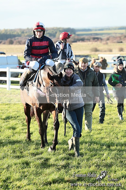PtP 301125  0804 - Hursley Hambledon Point-to-Point Larkhill Racecourse 30/12/2025