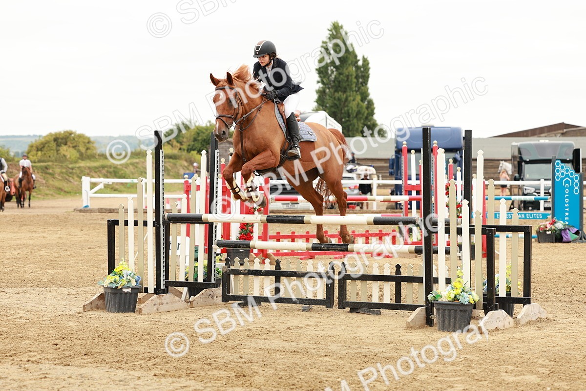 SBM_016735 - Class 20 - Senior Newcomers - 1.10m