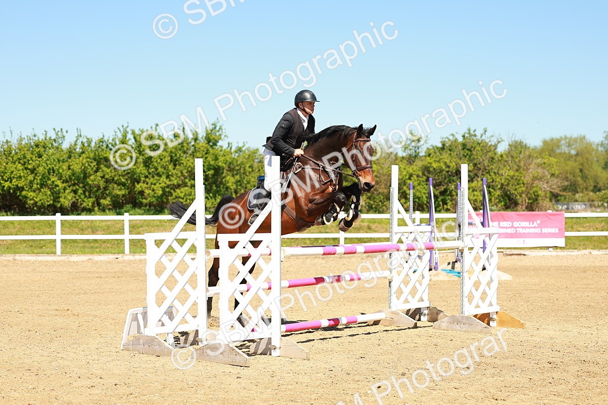 SBM_001150 - Class 4 - Senior Newcomers 1.10m
