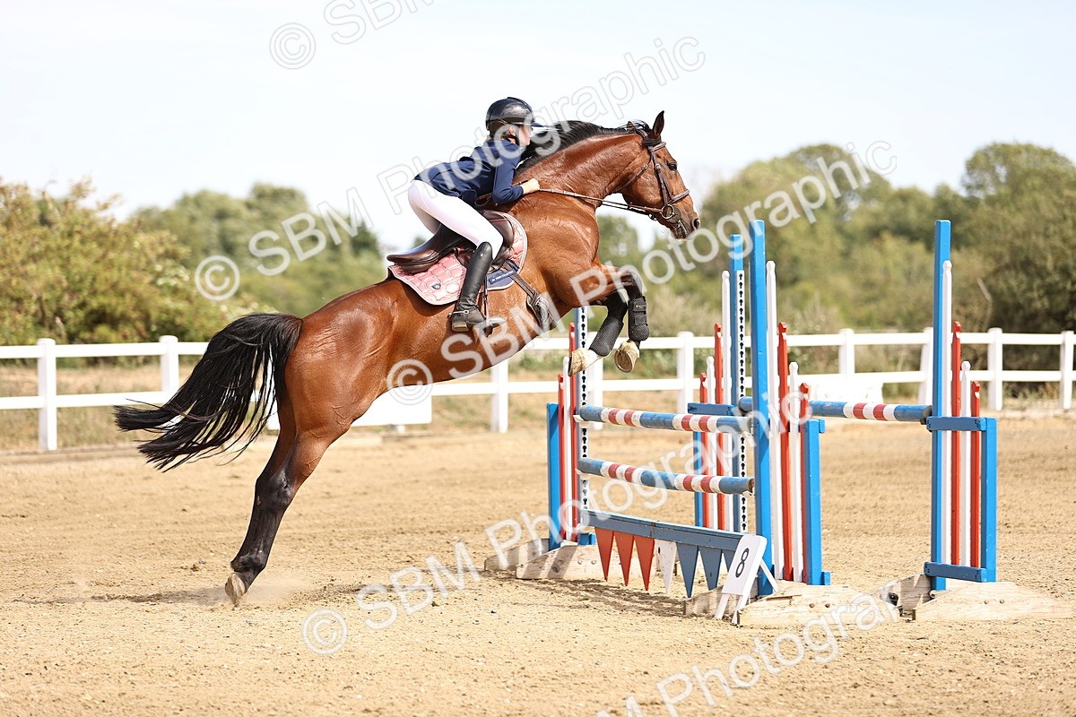SBM_001032 - Class 4 - Senior Discovery - 1.00m Open