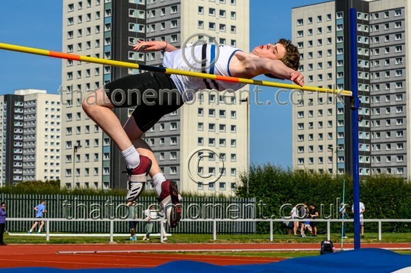 Age25SAT-917103 - Field Male