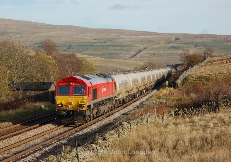 28.10.11 - 66101 6M00 Mossend - Clitheroe, Garsdale Troughs - Garsdale Troughs