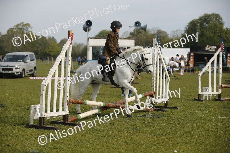20260426-1049 - Class 1 - Mini Jumping - Lead rein or Assisted